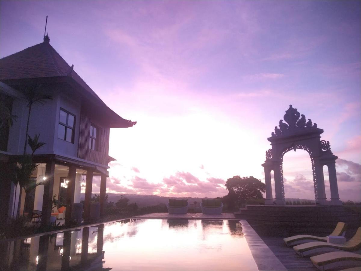 Giri Bhagawan Villas & Spa Nusa Dua  Exterior photo