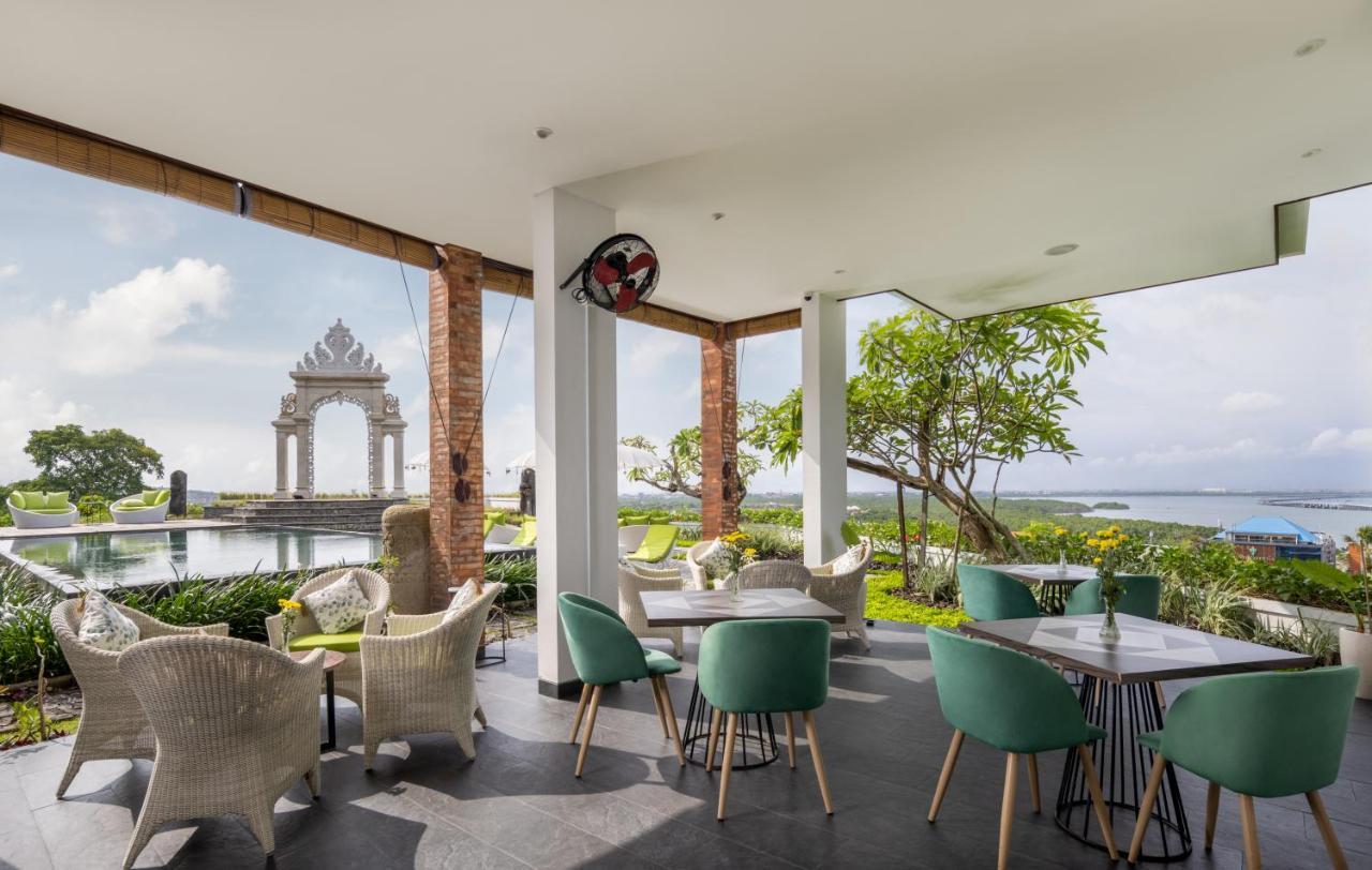 Giri Bhagawan Villas & Spa Nusa Dua  Exterior photo