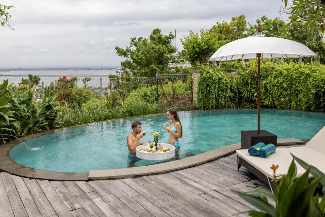 Giri Bhagawan Villas & Spa Nusa Dua  Exterior photo